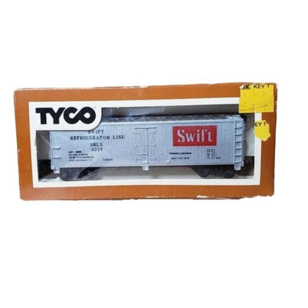 VINTAGE TYCO REEFER CAR 40 FOOT SWIFT 329A TRAIN